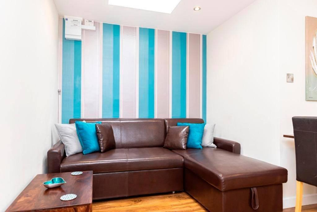 Bournecoast: Lovely Annex With Patio Nr Beach-5286 伯恩茅斯 外观 照片